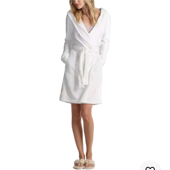 UGG Other - UGG☆Miranda Robe Seagull.